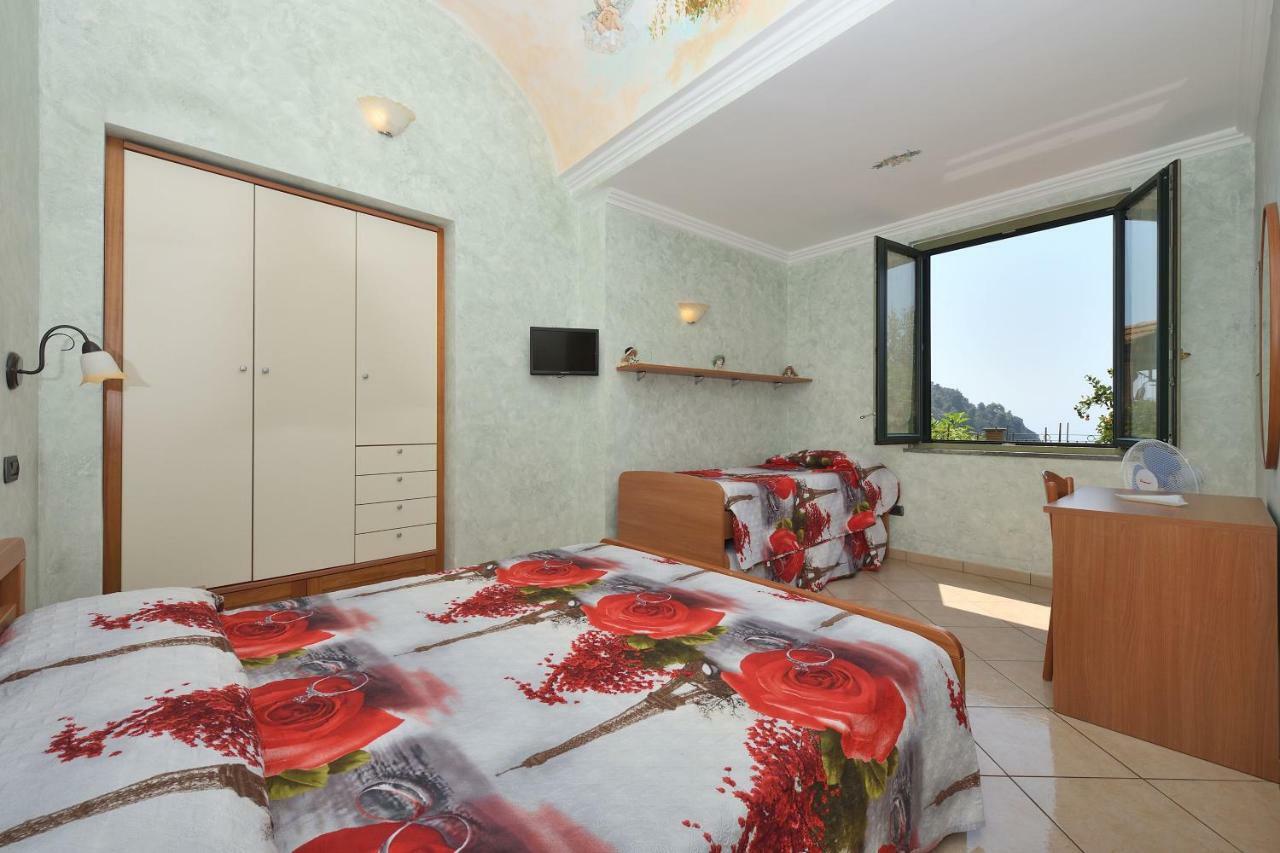 Pontone On The Sea Apartment Scala Exterior photo