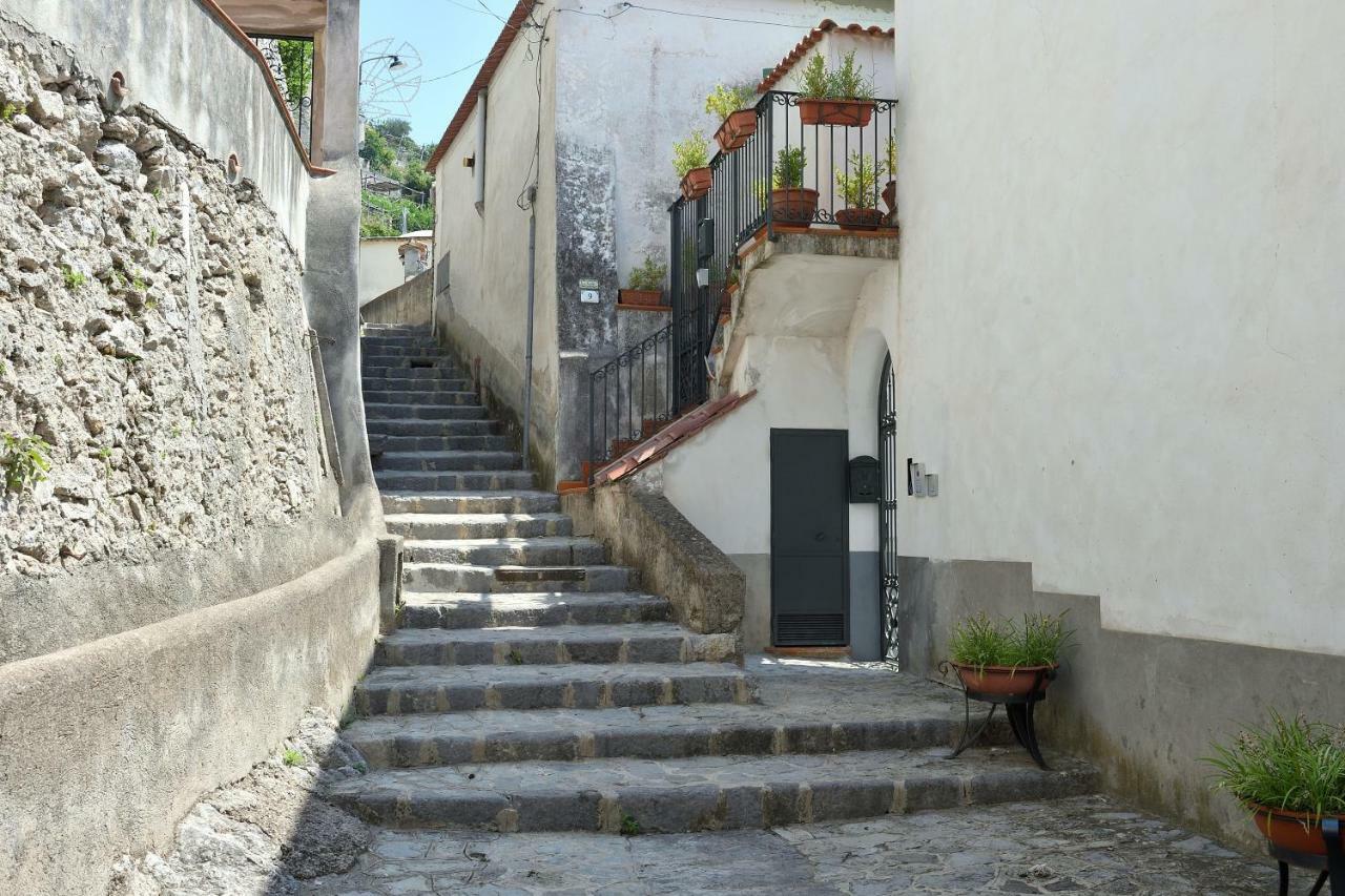 Pontone On The Sea Apartment Scala Exterior photo